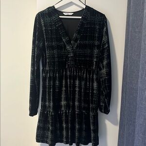 Black V-Neck Long Sleeve Mini Sundress